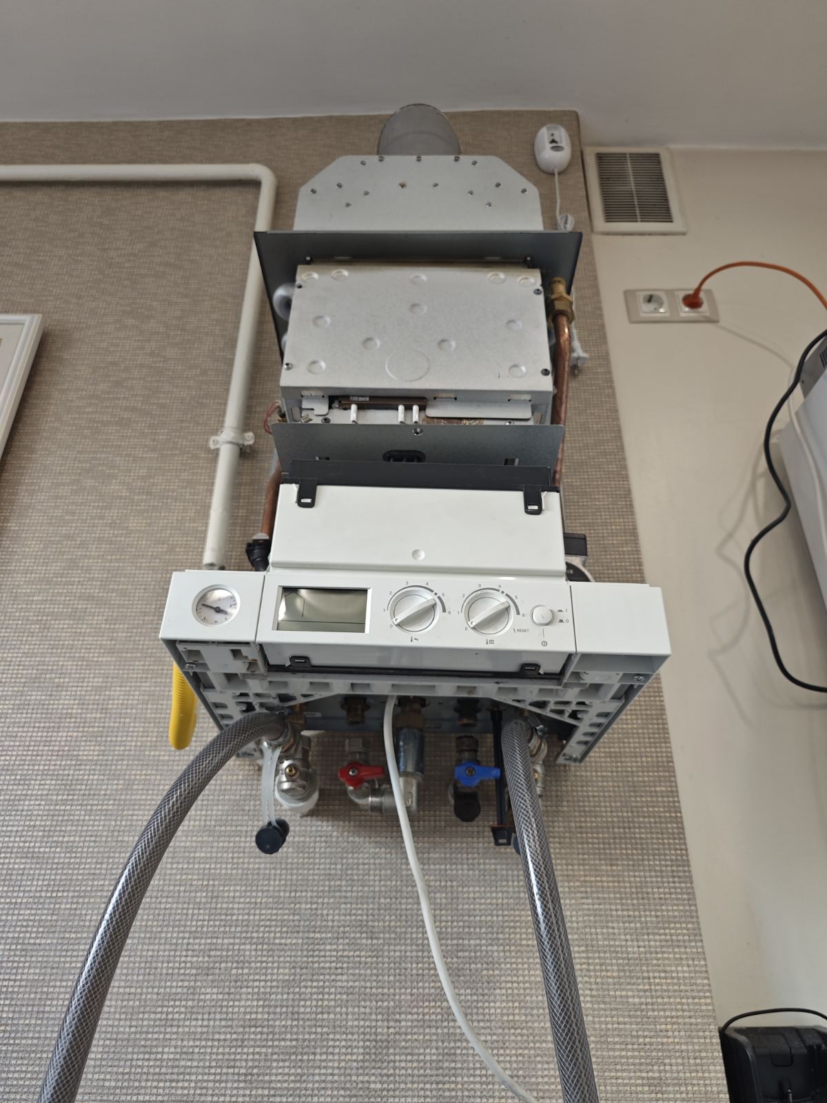 Вимиваємо накип з теплообмінників, в газовому котлі Vaillant