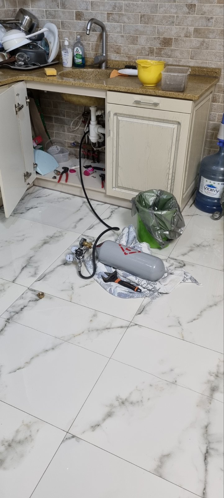 Пошук прихованого витоку води . Львів вул.Порохова