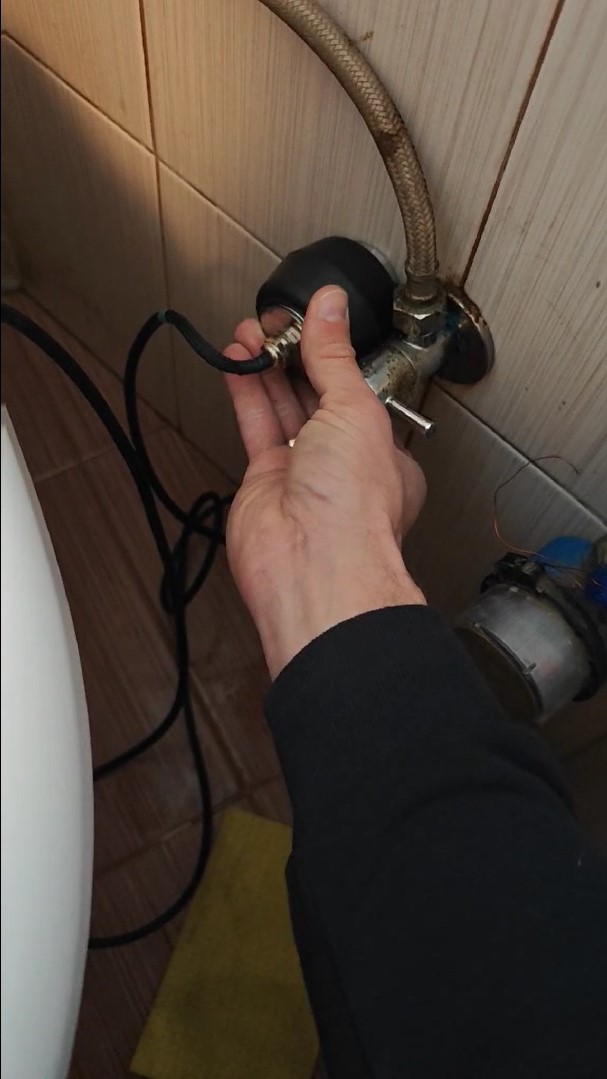 Прихований витік в системі холодного водопостачання